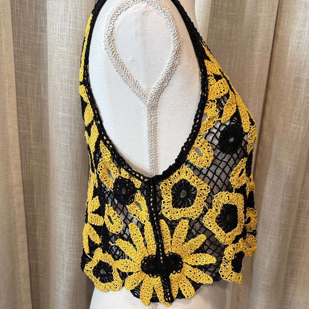 Floral Crochet Crop Top in Black and Yellow - Picture 4 of 14